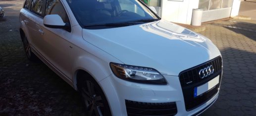 Audi Q7 4L 3.0 TDI - Activo reequipamiento de sonido y la codificación - vista frontal lateral